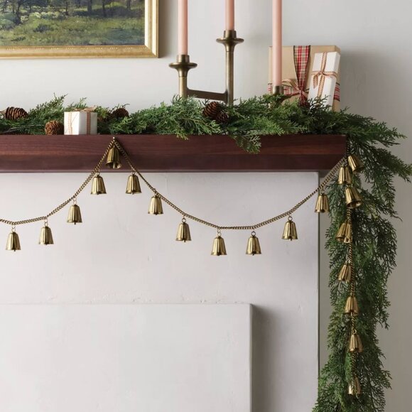 TARGET HEARTH AND HAND WITH MAGNOLIA MINI BELLS GARLAND - Picture 1 of 4